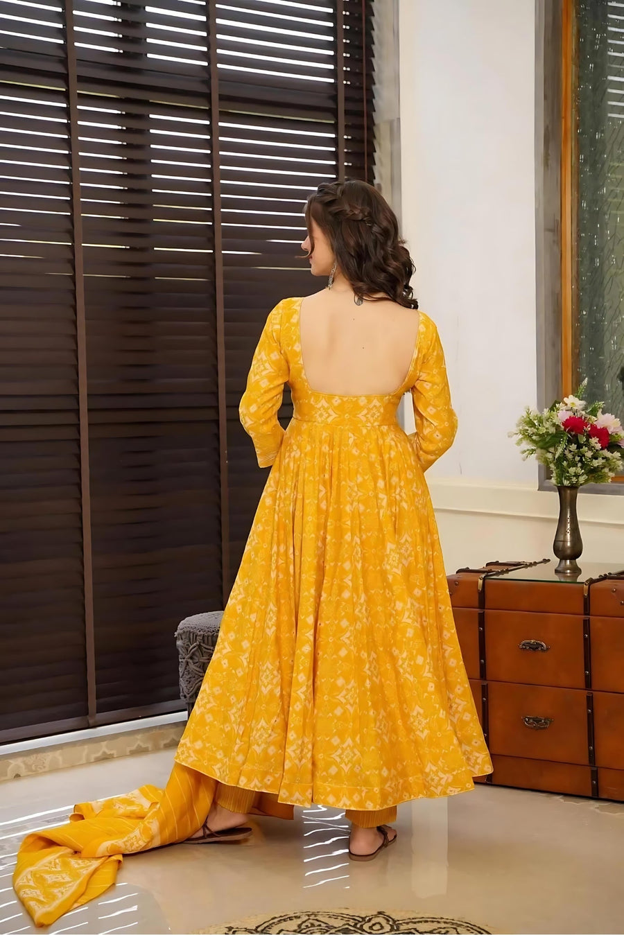 Kudbi's Minaxi Anarkali Suit With Duppata Set.