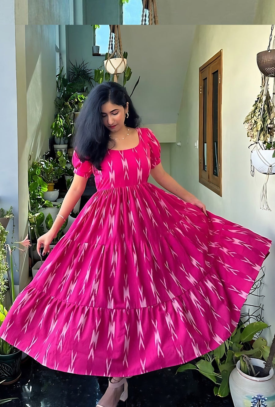 Kudbi Akriti Presents Simple And Stylish Kurti For Women.
