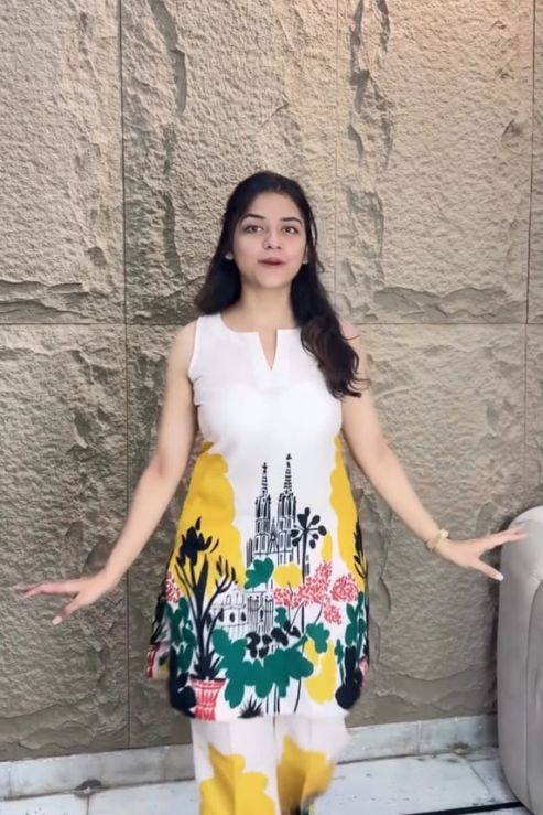 Trendy Floral Printed Kurta Set for Women - Urban Garden Design