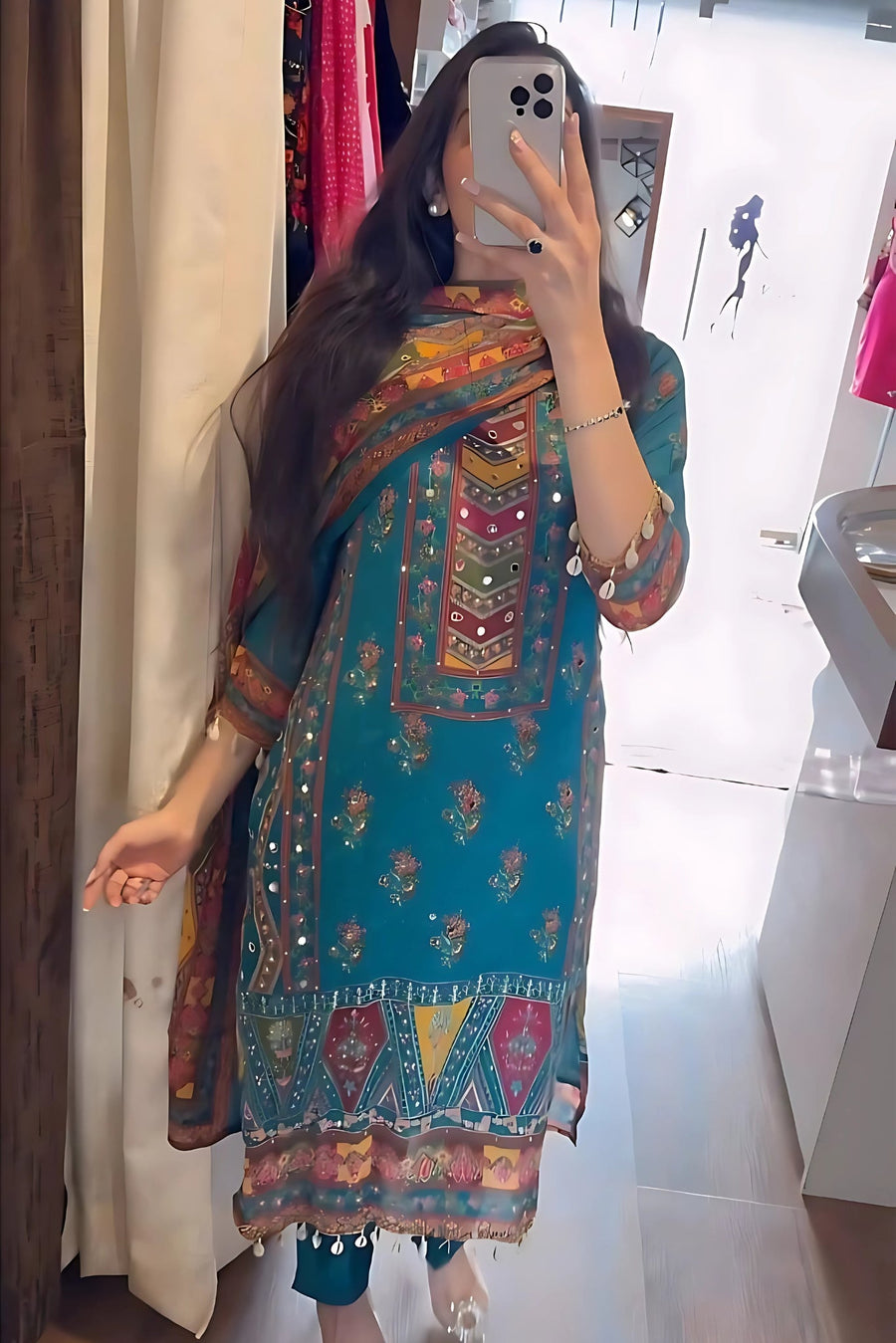 Zoya Heavy Fancy Pair with Dupatta set.