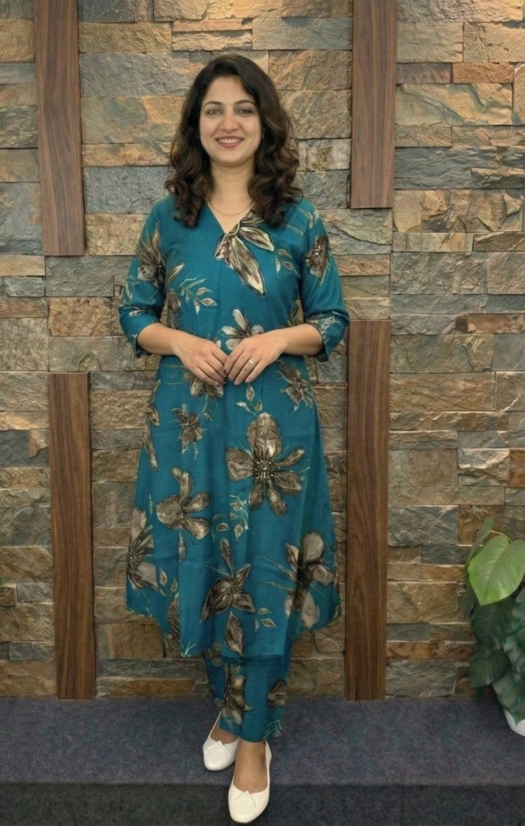Kudbi's Samira Stylish Co-ords Set for this season.