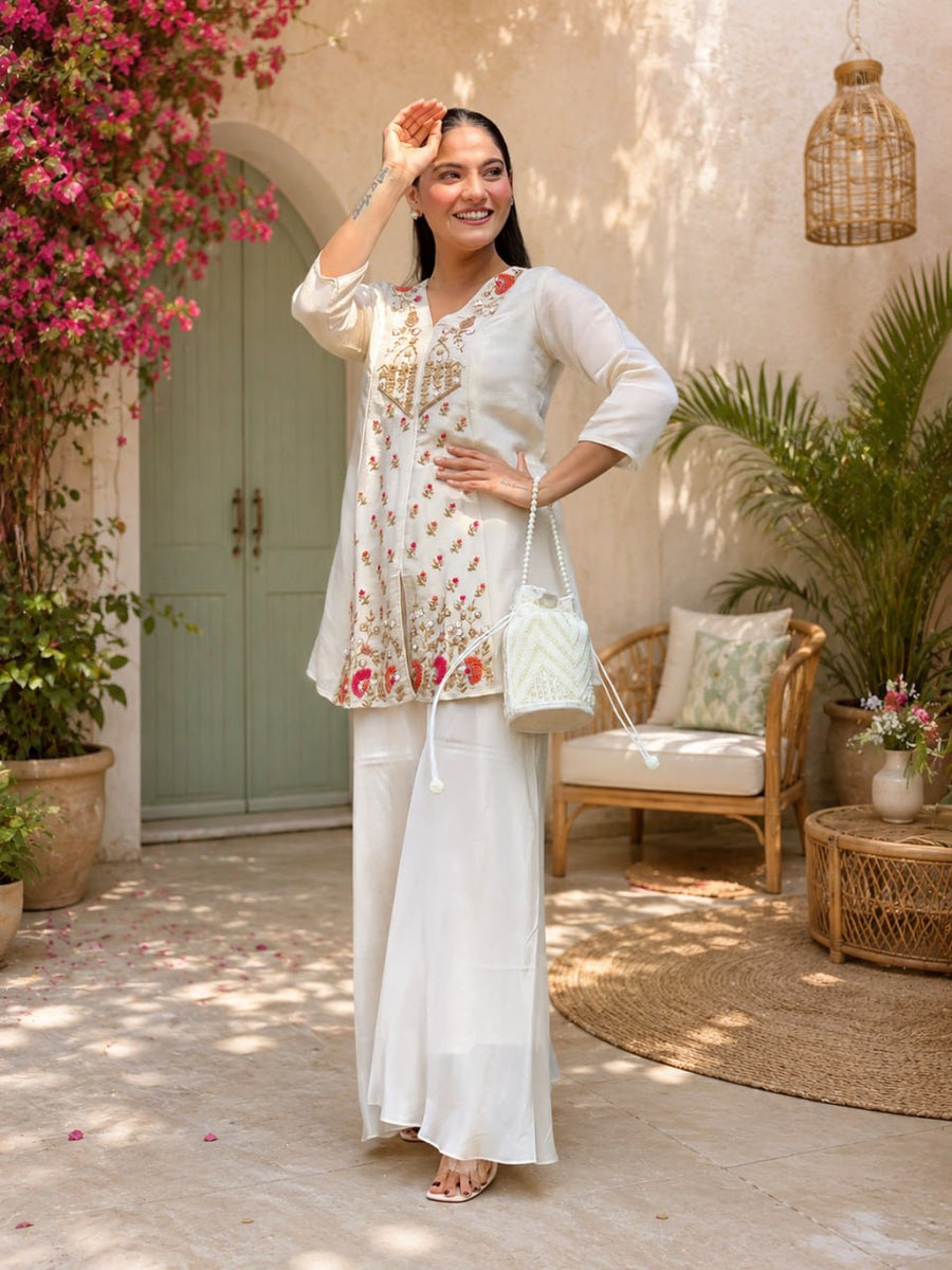 Elegant Floral Embroidered Kurta Set for Women