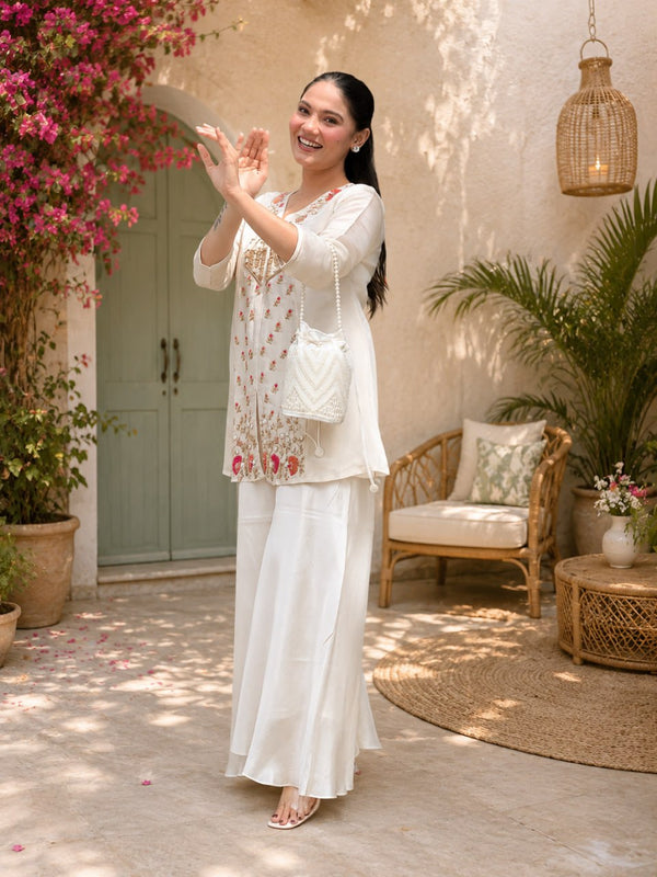 Elegant Floral Embroidered Kurta Set for Women