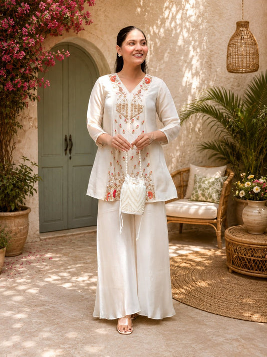 Elegant Floral Embroidered Kurta Set for Women