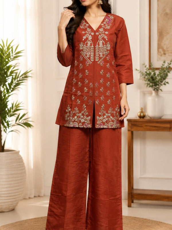 Elegant Floral Embroidered Kurta Set for Women