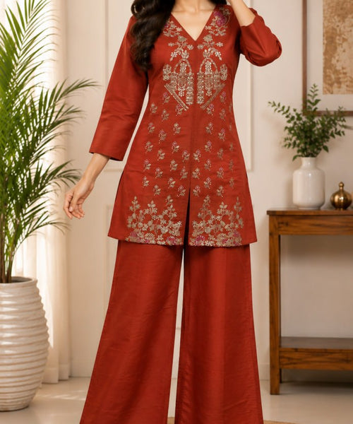 Elegant Floral Embroidered Kurta Set for Women