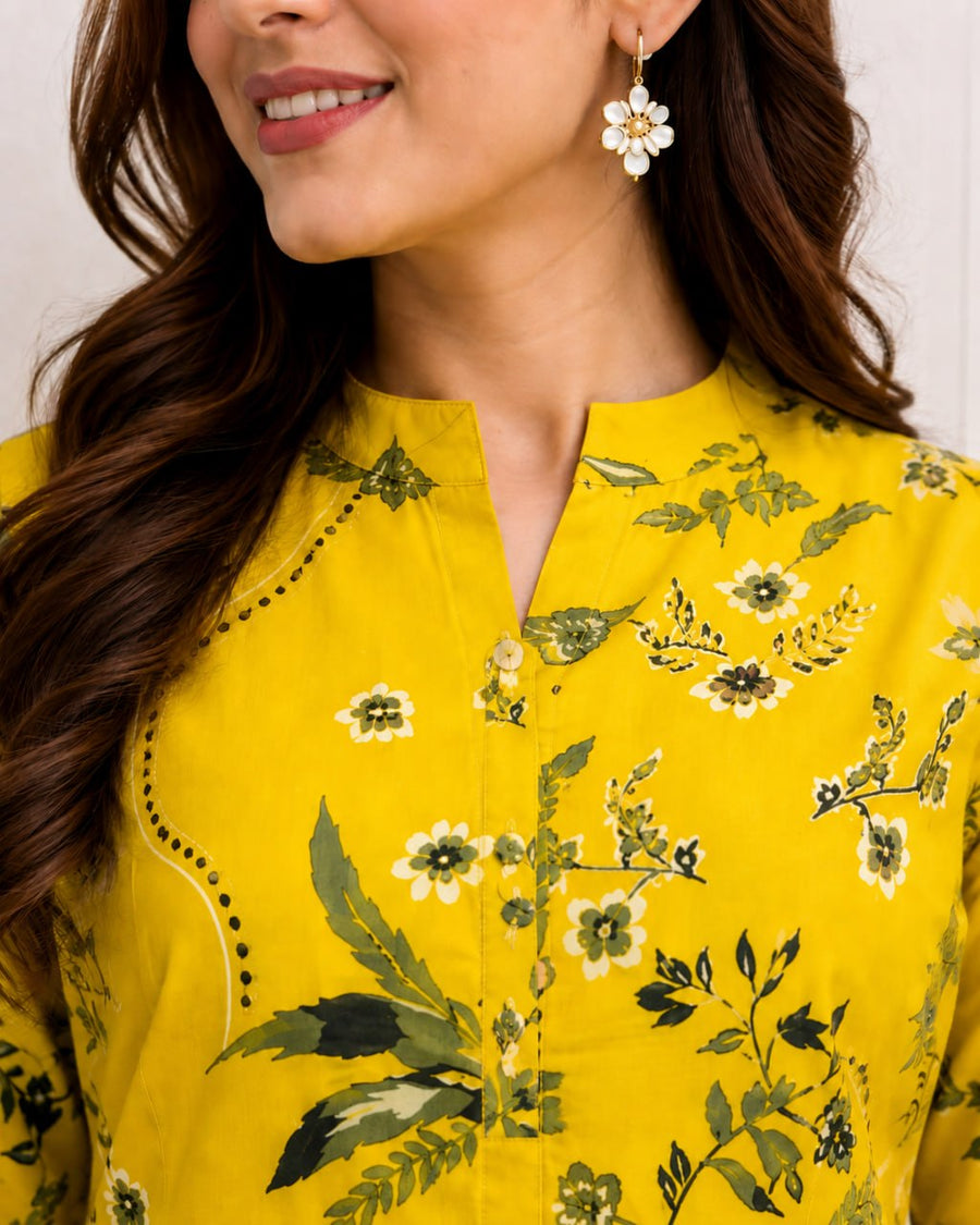 Elegant Mustard Yellow Ethnic Kurta with Pant Set