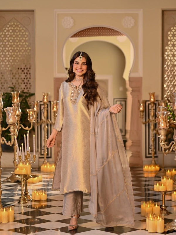 Designer Kurtis, Salwar Suits & Dupattas for Women
